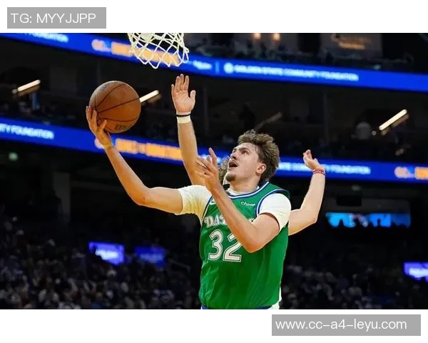 弗拉格下半场爆发独得21分全场贡献23分6板5助5失误表现慢热