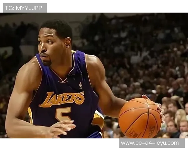 霍里：詹姆斯退役不会随意决定必将盛大宣布如同决定一的方式